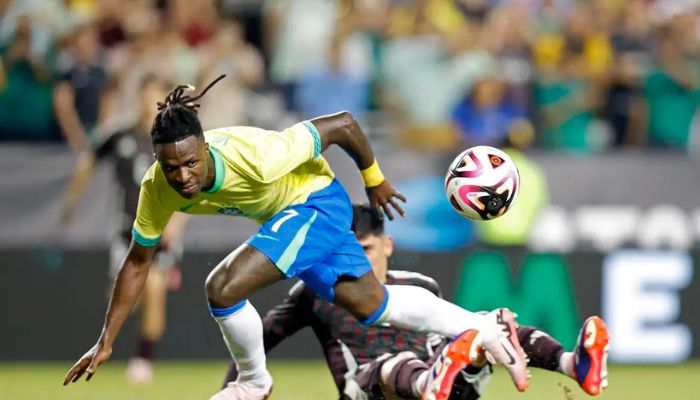 Brasil enfrenta EUA em último teste para a Copa América